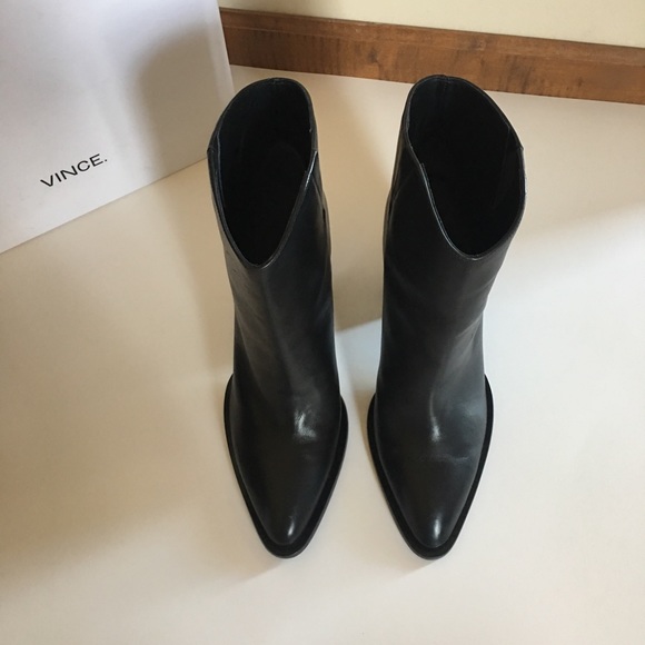 ⭕️ (NEW) VINCE Ankle Boots - Picture 2 of 8